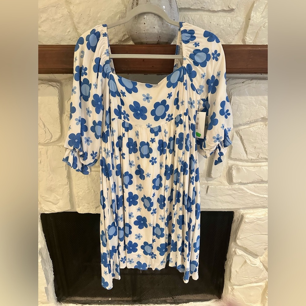 NWT boutique brand floral dress!